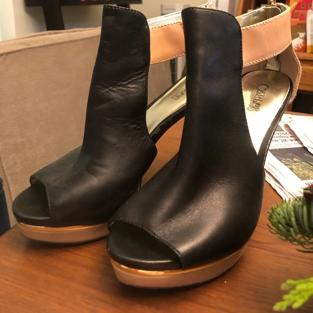 🌺Host Pick🌺 Carlos by Carlos Santana Shoes - Picture 1 of 5